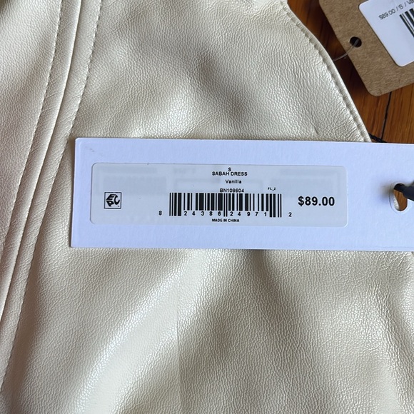 Steve Madden Women's Sabah Dress - Picture 7 of 7